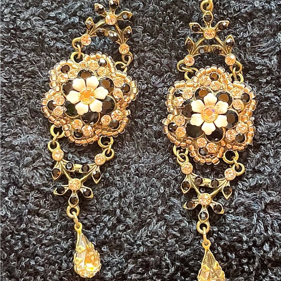 Michal Negrin Gold and Black Floral Earrings Swarovski crystals - Picture 3 of 8